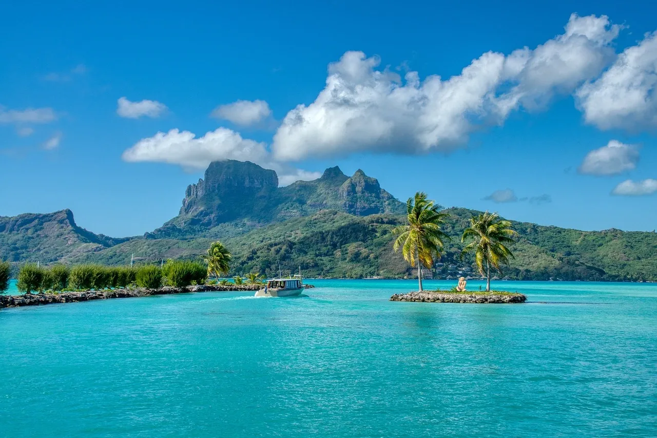 Discover Minicoy Island.webp
