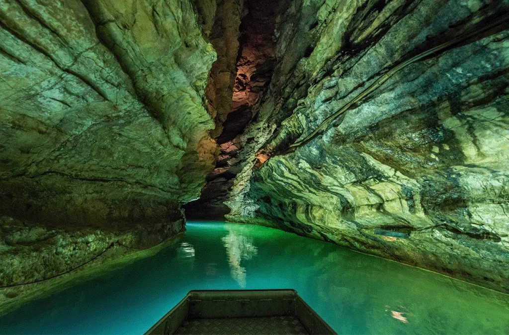 Explore Gouffre de Padirac in France.webp