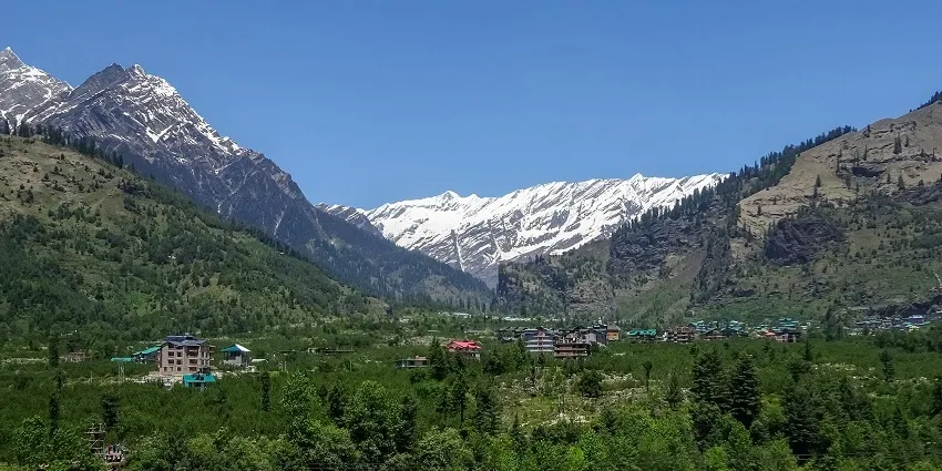Manali, Himachal Pradesh in India in May.webp