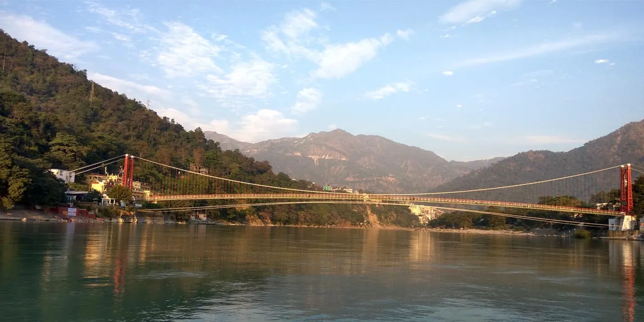 Ram Jhula in Rishikesh.webp
