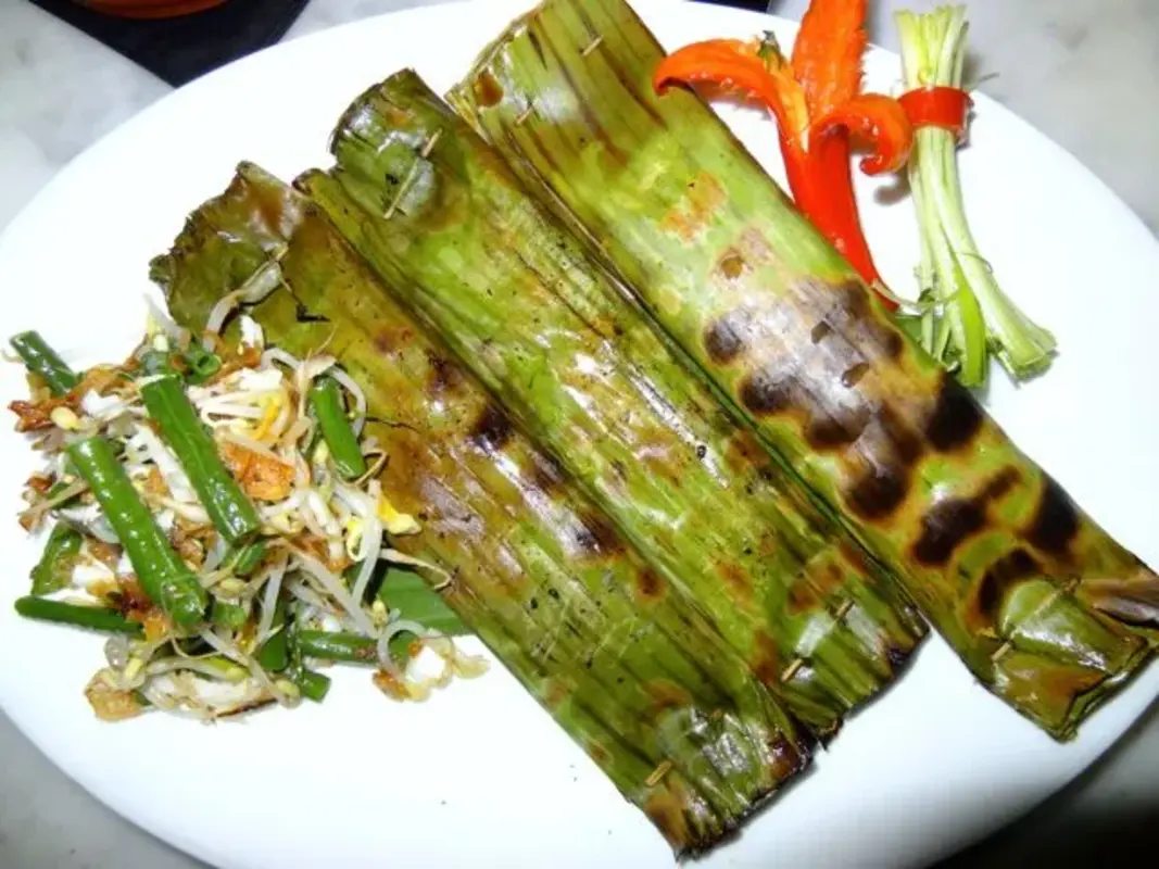 Tuna and Banana Leaf.webp