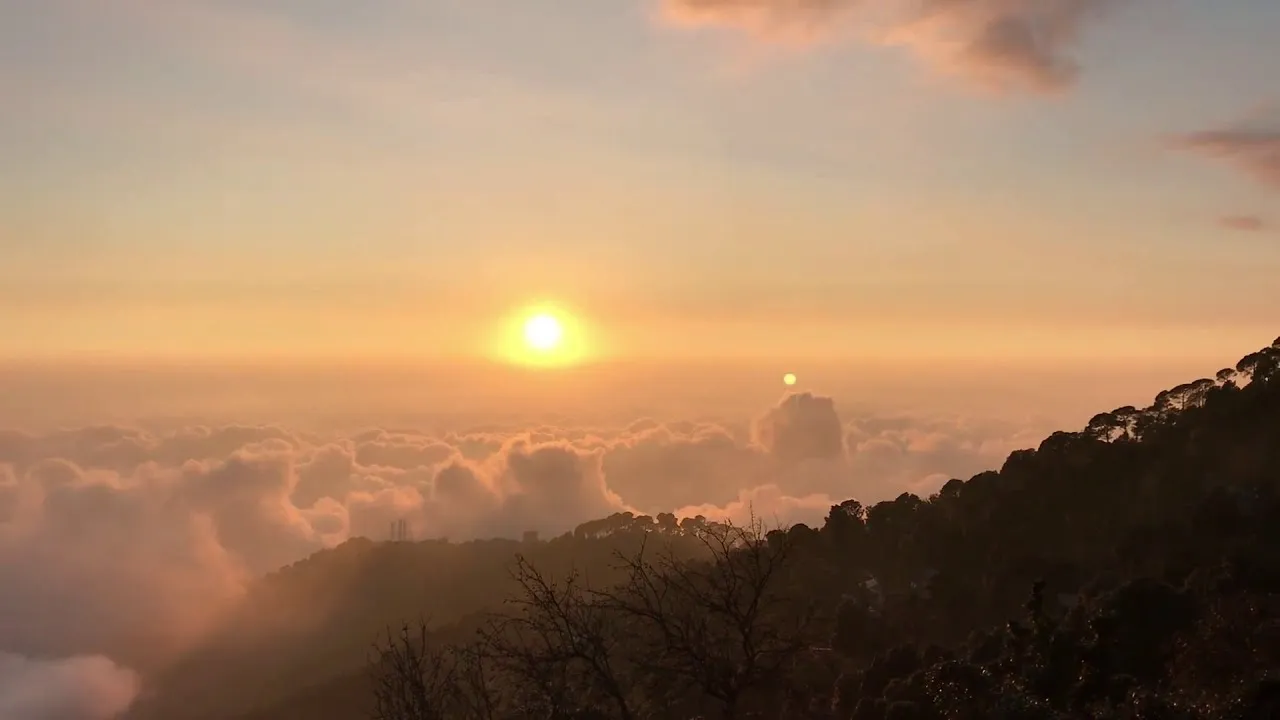 Watch a Sunset at Sunset Point